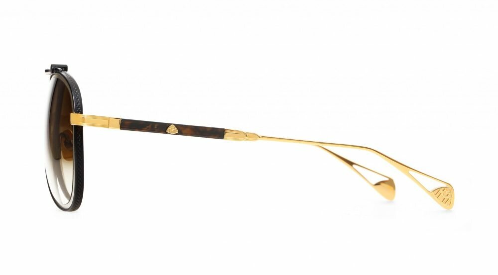 THE OBSERVERI B/G-HAW-Z20